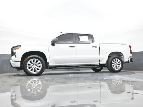 Used 2025 Chevrolet Silverado 1500 Custom AWD/4WD image 61