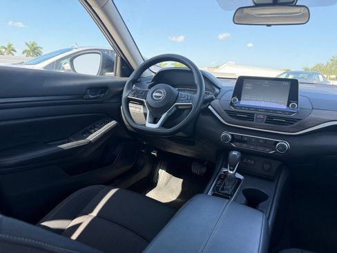 Used 2026 Nissan Altima 2.5 SV FWD image 29