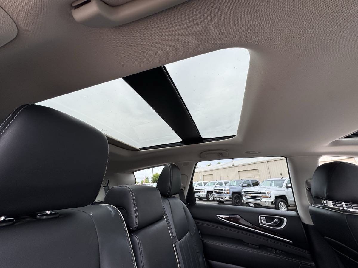 Used 2018 INFINITI QX60 Luxe w/ Deluxe Technology Package AWD/4WD image 26