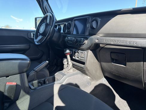 Used 2021 Jeep Wrangler Unlimited Sport image 5