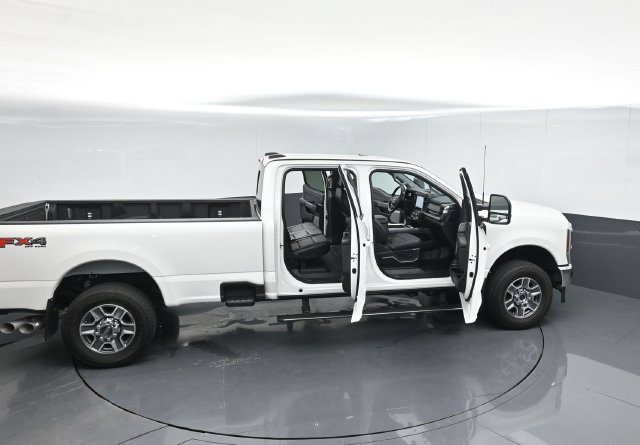 Used 2024 Ford F250 Lariat w/ Lariat Ultimate Package AWD/4WD image 61