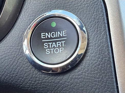 Used 2017 Ford Fusion Energi SE image 35