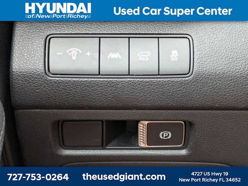 Certified 2021 Hyundai Santa Fe SEL w/ Convenience Package image 31