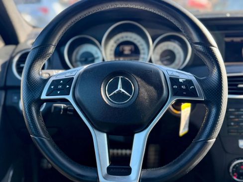 Used 2013 Mercedes-Benz C 250 Sedan image 17