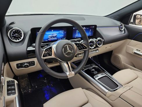 Used 2024 Mercedes-Benz GLA 250 image 9
