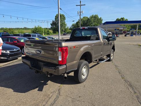 Used 2017 Ford F250 XL w/ Snow Plow Prep Package image 8