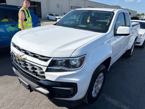 Used 2022 Chevrolet Colorado LT w/ Fleet Safety Package RWD image 1