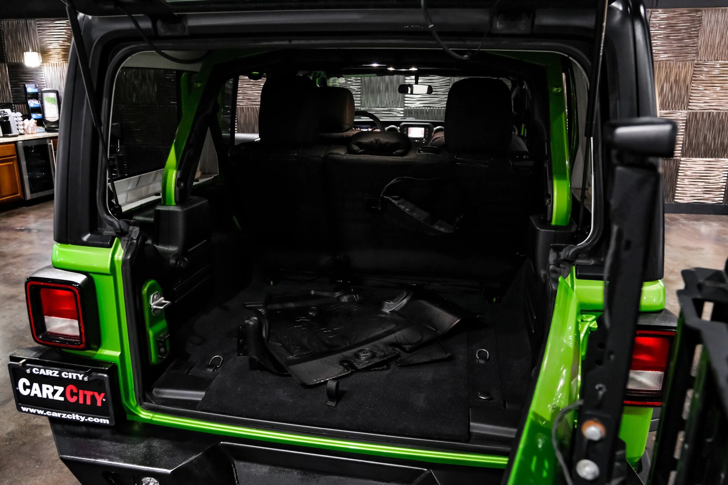 Used 2020 Jeep Wrangler Unlimited Sport AWD/4WD image 51