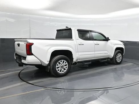 Used 2024 Toyota Tacoma SR5 RWD image 3