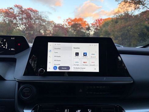 Used 2025 Toyota Prius LE image 21