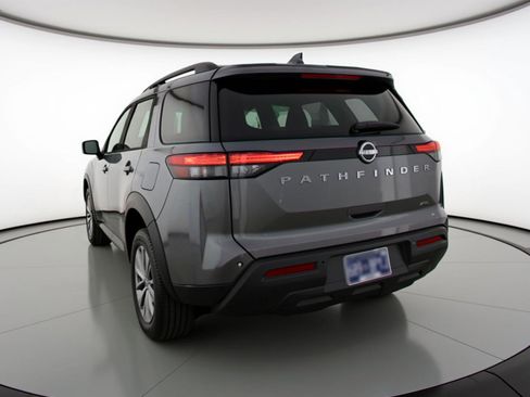 Used 2025 Nissan Pathfinder SV AWD/4WD image 6