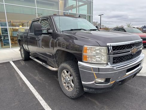 Used 2011 Chevrolet Silverado 3500 LT w/ Interior Plus Package image 1