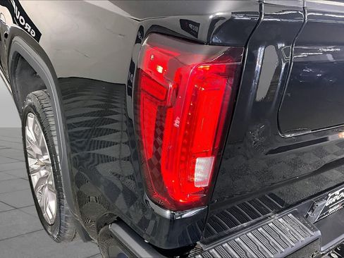 Used 2025 GMC Sierra 1500 Denali w/ Denali Reserve Package AWD/4WD image 28