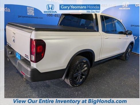 Certified 2023 Honda Ridgeline Sport image 4