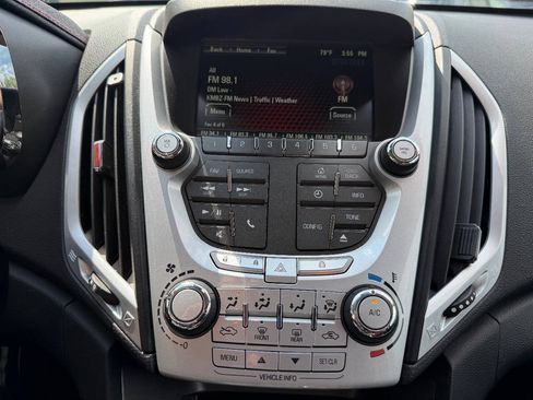 Used 2013 GMC Terrain SLE FWD image 17