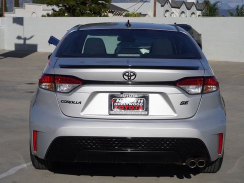 Certified 2022 Toyota Corolla SE w/ Carpet Mat Package (TMS) image 6