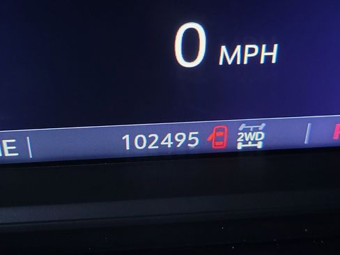 Used 2021 GMC Sierra 1500 SLE w/ X31 Off-Road Package image 23