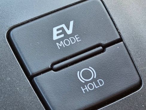 Used 2025 Lexus UX 300h AWD w/ Accessory Package (Z1) image 16