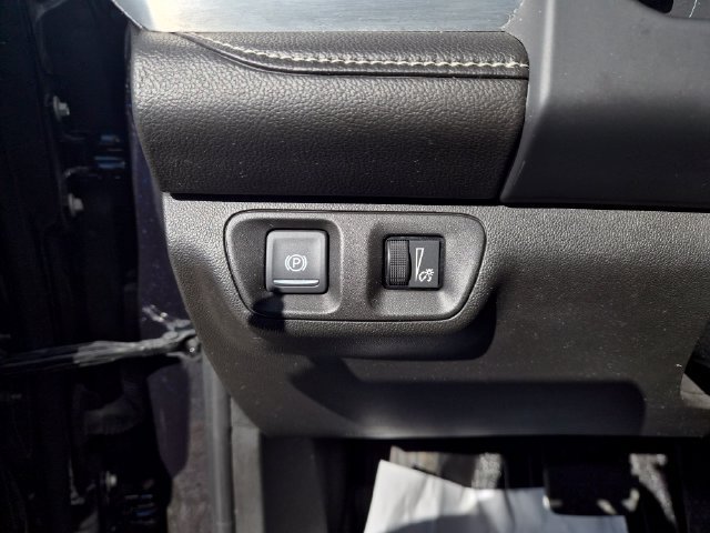 Used 2022 GMC Acadia SLE w/ Driver Convenience Package AWD/4WD image 18