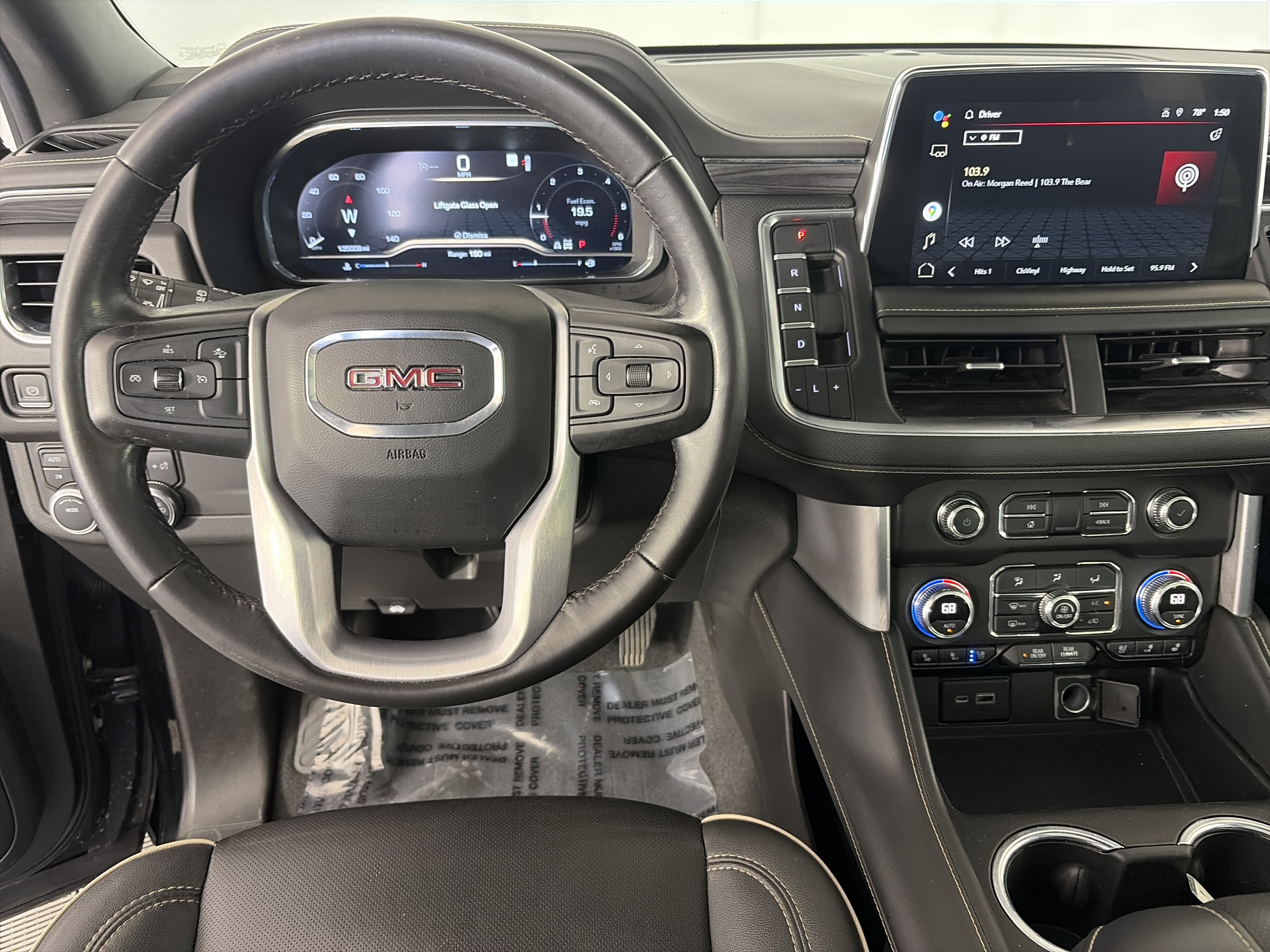 Used 2022 GMC Yukon SLT AWD/4WD image 3