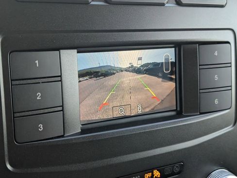 Used 2018 Ford Expedition XLT w/ Equipment Group 201A RWD image 18