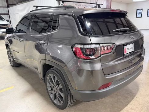 Used 2021 Jeep Compass Latitude FWD image 5