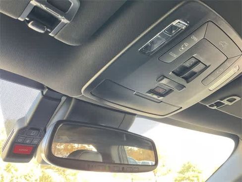 Used 2025 Toyota Sienna XSE image 26