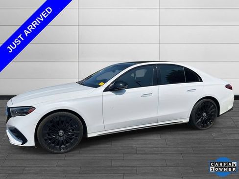 Used 2024 Mercedes-Benz E 350 4MATIC Sedan image 5