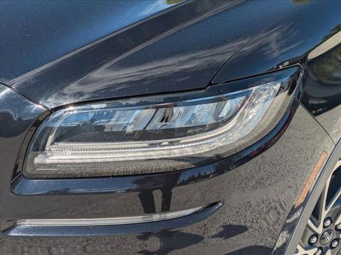 Used 2019 Lincoln Nautilus Reserve image 6