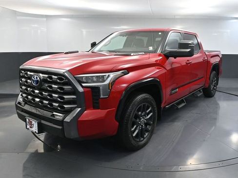 Used 2022 Toyota Tundra Platinum image 10