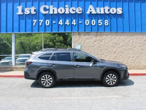 Used 2023 Subaru Outback Premium AWD/4WD image 7