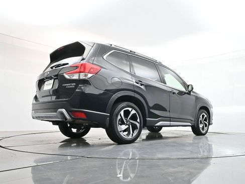 Used 2024 Subaru Forester Touring w/ POP Package 3 AWD/4WD image 37