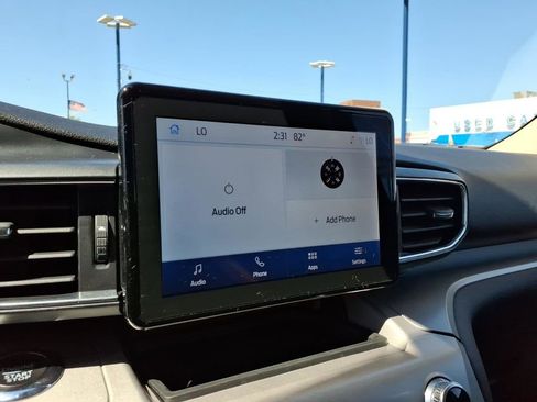 Used 2023 Ford Explorer XLT w/ Equipment Group 202A AWD/4WD image 20