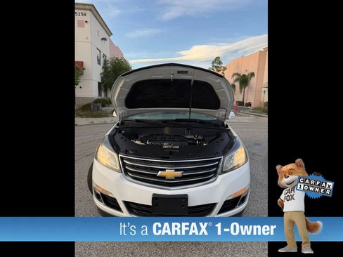 Used 2016 Chevrolet Traverse LT w/ Style and Technology Package FWD image 11