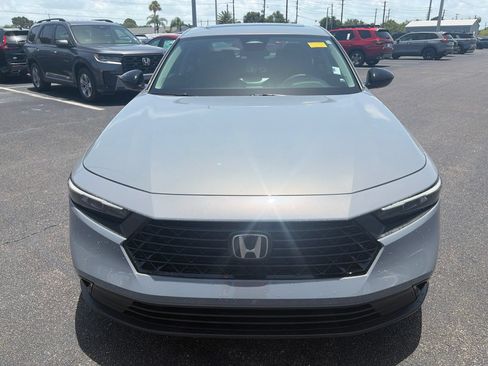 Certified 2025 Honda Accord SE image 31