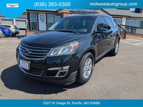 Used 2014 Chevrolet Traverse LT AWD/4WD image 1