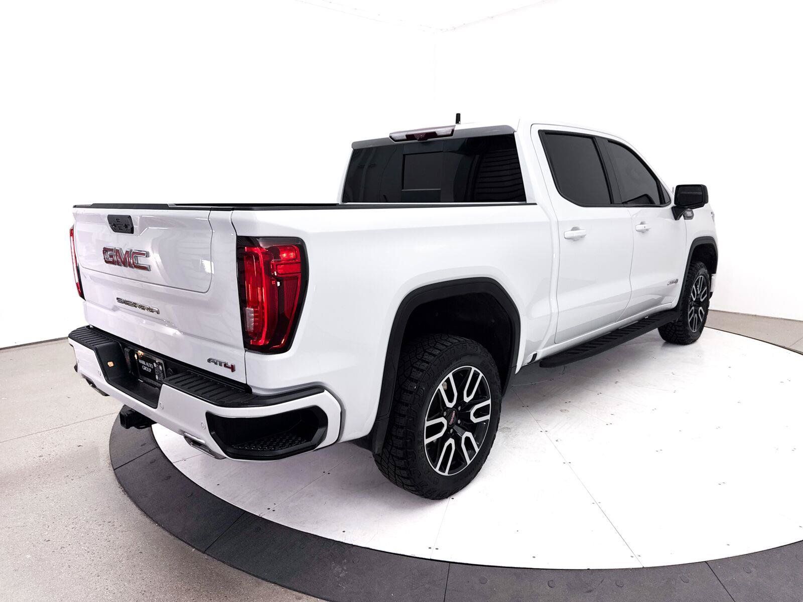 Used 2022 GMC Sierra 1500 AT4 w/ AT4 Premium Package AWD/4WD image 20