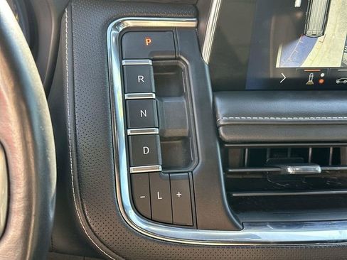 Used 2022 Chevrolet Tahoe Premier image 15