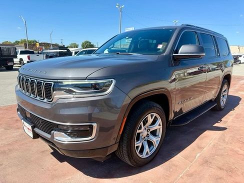 Used 2022 Jeep Wagoneer Series I w/ Convenience Group I AWD/4WD image 1