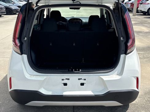 Used 2023 Kia Soul LX w/ Option Group 015 FWD image 29