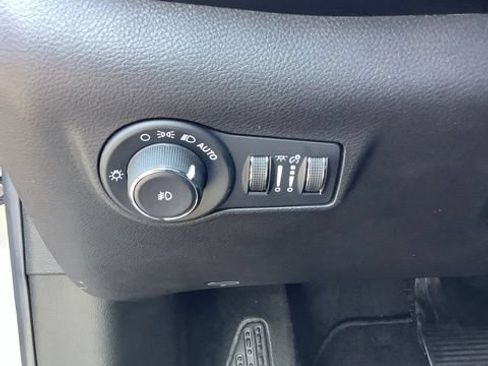 Certified 2022 Jeep Compass High Altitude AWD/4WD image 29
