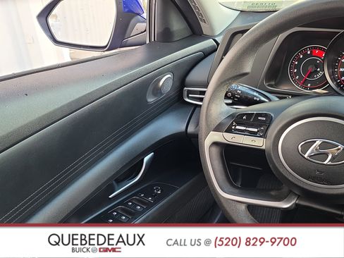 Used 2022 Hyundai Elantra SEL FWD image 24