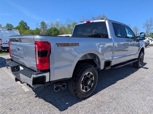 Used 2023 Ford F250 Lariat w/ Tremor Off-Road Package image 5