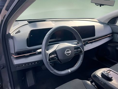 Used 2024 Nissan Ariya AWD image 22