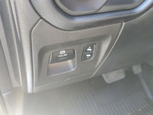 Certified 2019 RAM 1500 Big Horn image 6