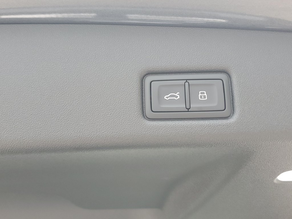 New 2026 Audi Q5 Premium AWD/4WD image 16