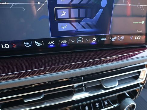 New 2026 Chevrolet Traverse RS w/ LPO, Floor Liner Package FWD image 8