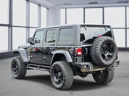 Used 2020 Jeep Wrangler Unlimited Sahara AWD/4WD image 6