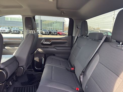 Used 2025 Chevrolet Silverado 1500 LT w/ Work Truck Package AWD/4WD image 34