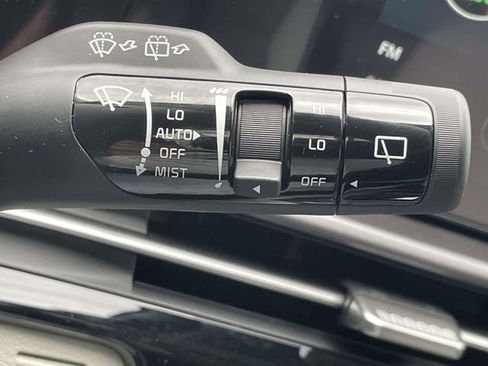 New 2026 Kia Sportage EX FWD image 33